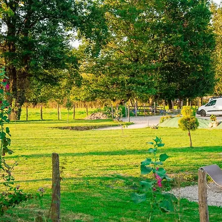 Le Gite Du Paradis Chalet